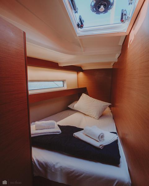 Book yachts online - sailboat - Sun Odyssey 440 - Eleni - rent