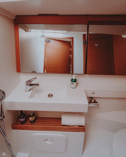 Book yachts online - sailboat - Sun Odyssey 440 - Eleni - rent