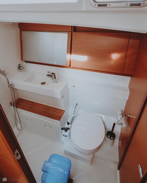 Book yachts online - sailboat - Sun Odyssey 440 - Eleni - rent