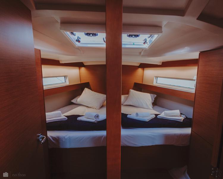 Book yachts online - sailboat - Sun Odyssey 440 - Eleni - rent