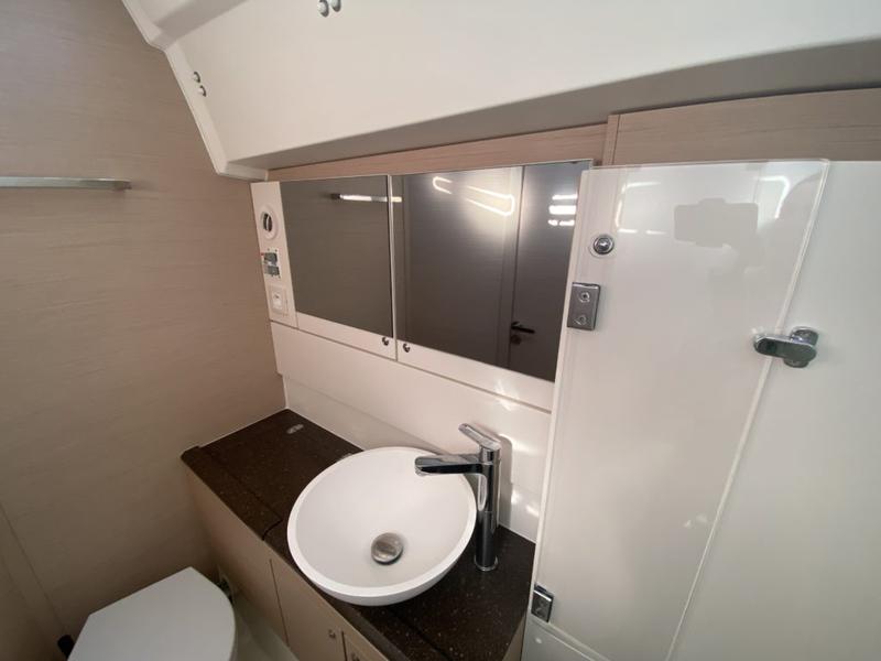 Book yachts online - sailboat - Jeanneau 54 - Storm Dancer 2 - rent