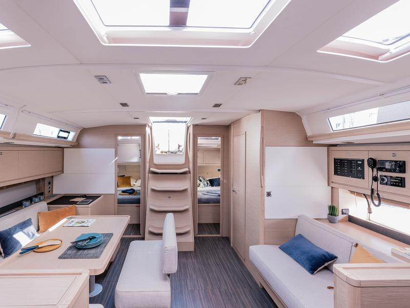 Book yachts online - sailboat - Dufour 470 Grand Large - Suha Bey - rent