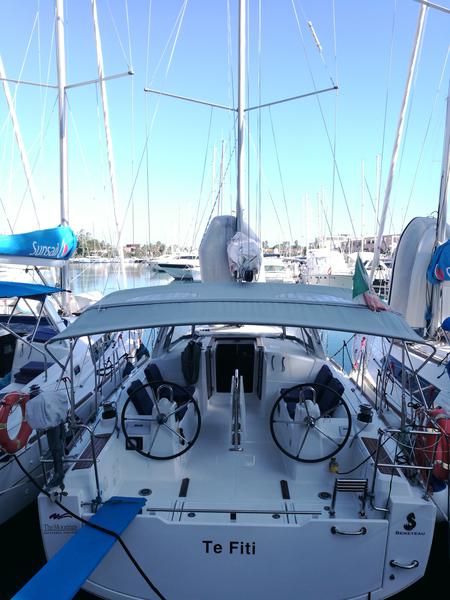 Book yachts online - sailboat - Oceanis 35 - Te Fiti - rent