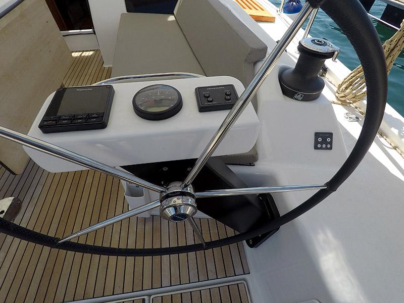 Book yachts online - sailboat - Dufour 430 - Sweetest Taboo - rent