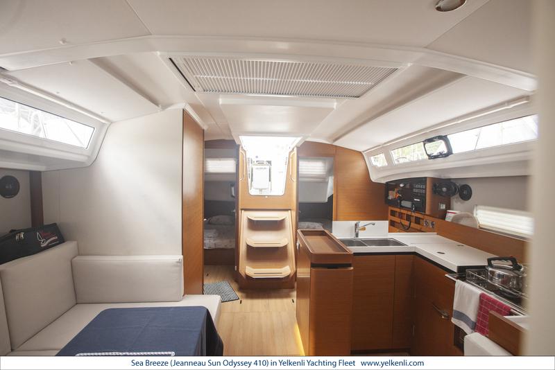 Book yachts online - sailboat - Sun Odyssey 410 - Sea Breeze - rent