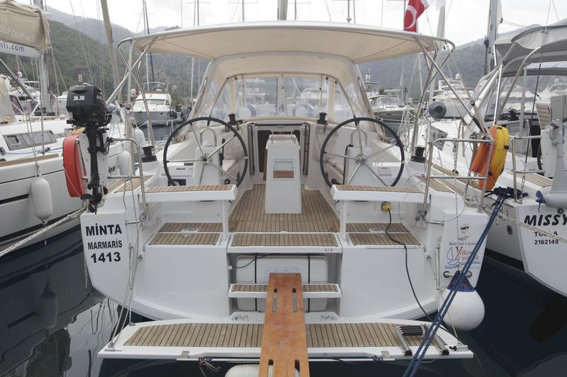 Book yachts online - sailboat - Oceanis 35 - Minta - rent