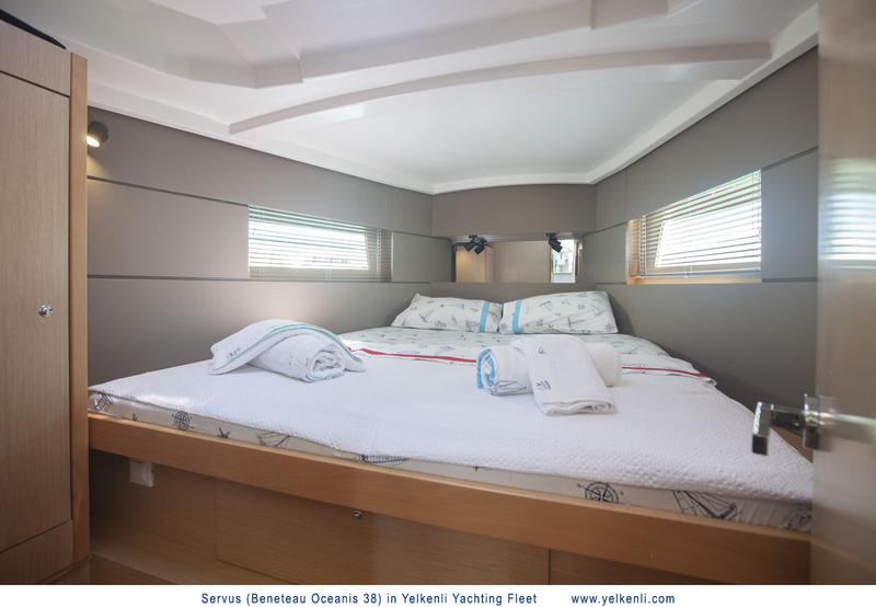 Book yachts online - sailboat - Oceanis 38 - Servus - rent