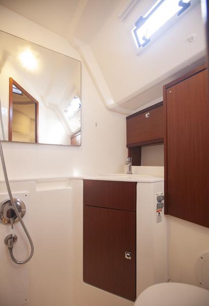 Book yachts online - sailboat - Bavaria Cruiser 46 Style - ISIK - rent