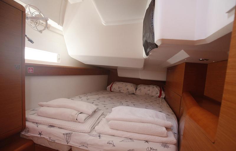 Book yachts online - sailboat - Sun Odyssey 479 - Unicorn - rent