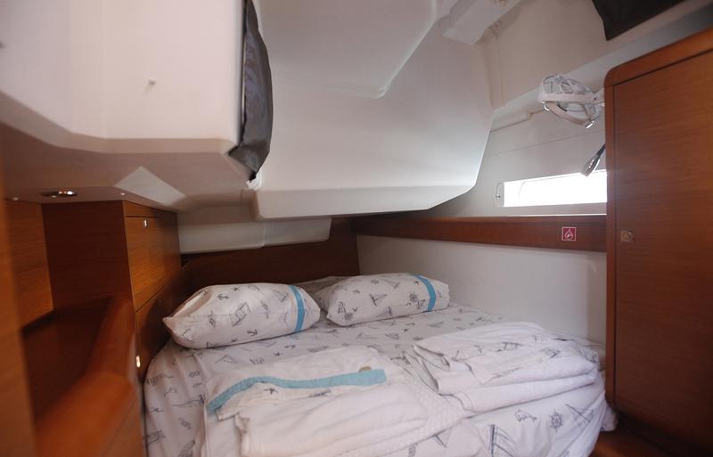 Book yachts online - sailboat - Sun Odyssey 479 - Unicorn - rent