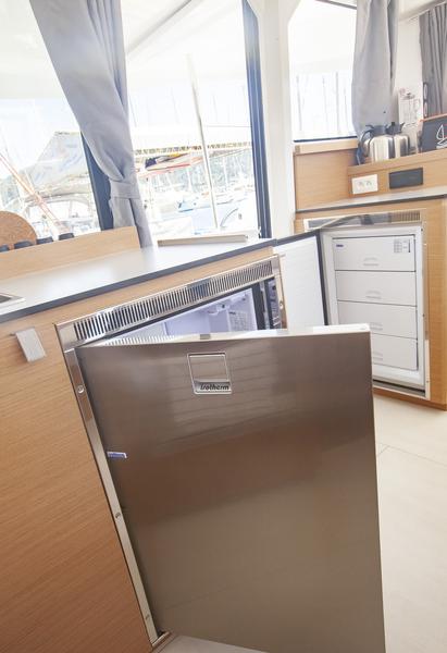 Book yachts online - catamaran - Excess 11 - Teo &amp; Kuzey - rent