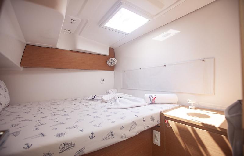 Book yachts online - catamaran - Excess 11 - Whispering Breeze - rent