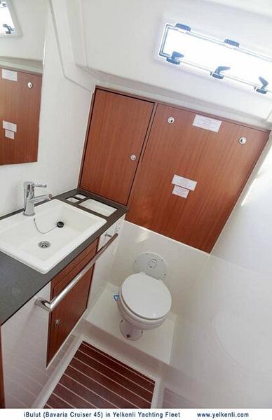 Book yachts online - sailboat - Bavaria 45 Cruiser - iBulut - rent