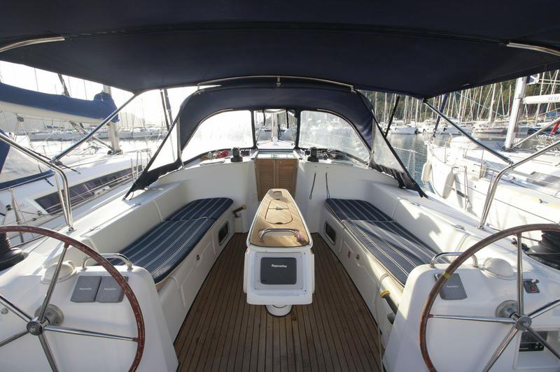 Book yachts online - sailboat - Cyclades 50.5 - Barnie - rent