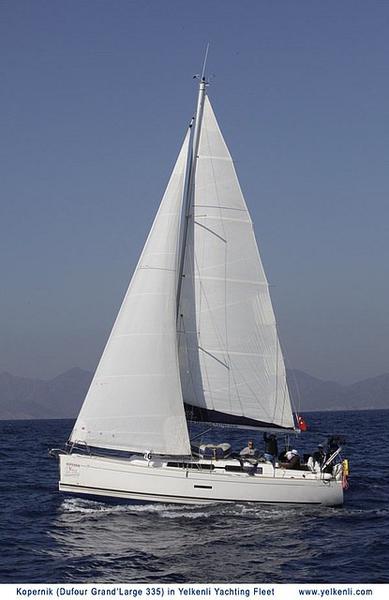 Book yachts online - sailboat - Dufour 335 GL - Kopernik - rent