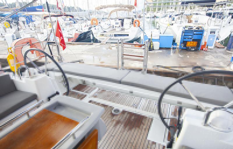 Book yachts online - sailboat - Oceanis 45 (2018) - Hande - rent