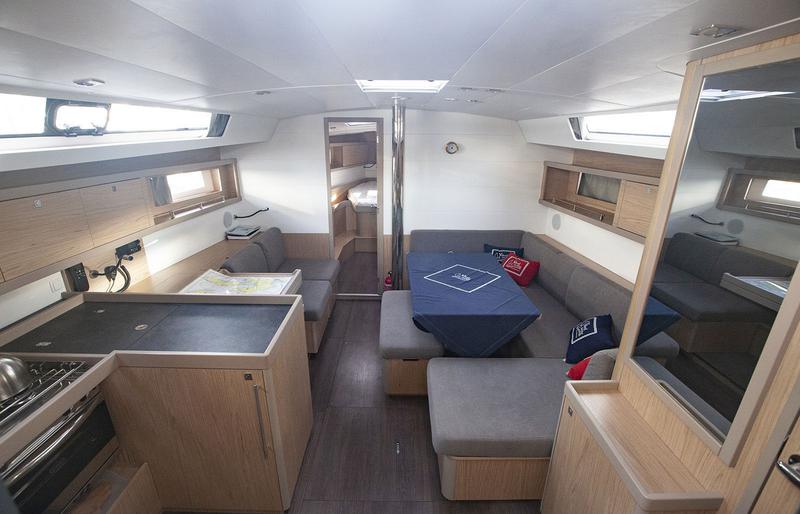 Book yachts online - sailboat - Oceanis 45 (2018) - Hande - rent