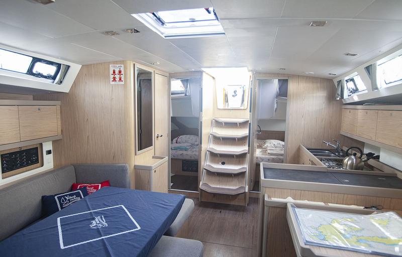 Book yachts online - sailboat - Oceanis 45 (2018) - Hande - rent