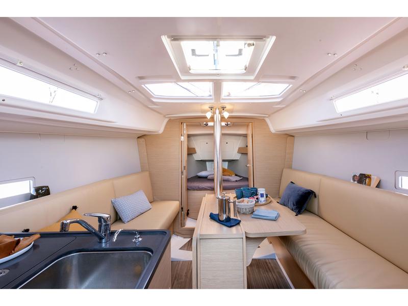 Book yachts online - sailboat - Dufour 320 Grand Large - NEW 2022 - rent