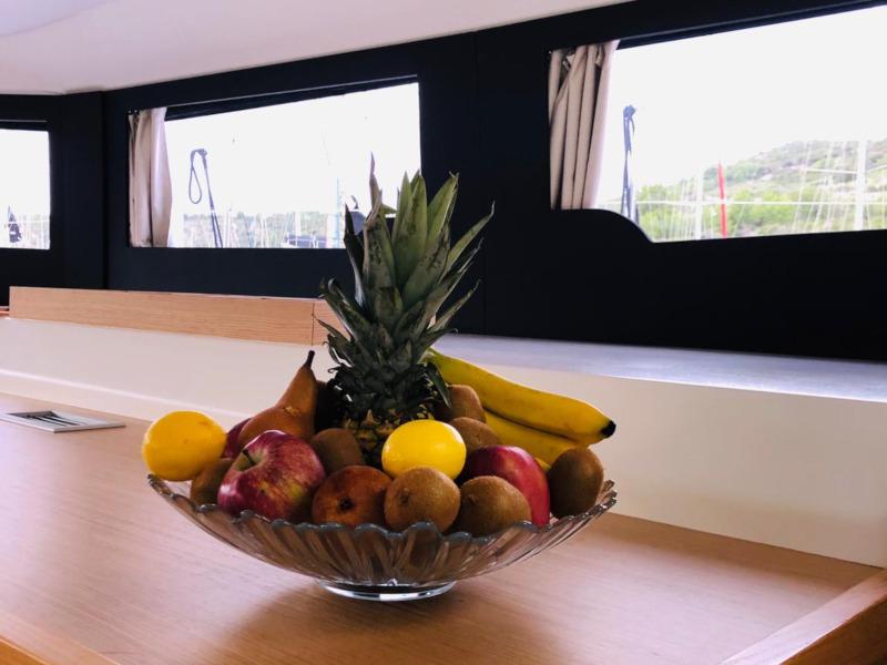 Book yachts online - catamaran - Dufour 48 Catamaran - NAMI NORI - COLOUR HULL, AC+GEN., UNDERWATER LIGHTS - rent