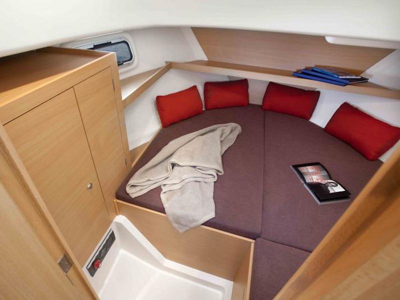 Book yachts online - motorboat - Delphia Escape 800 - no name - rent