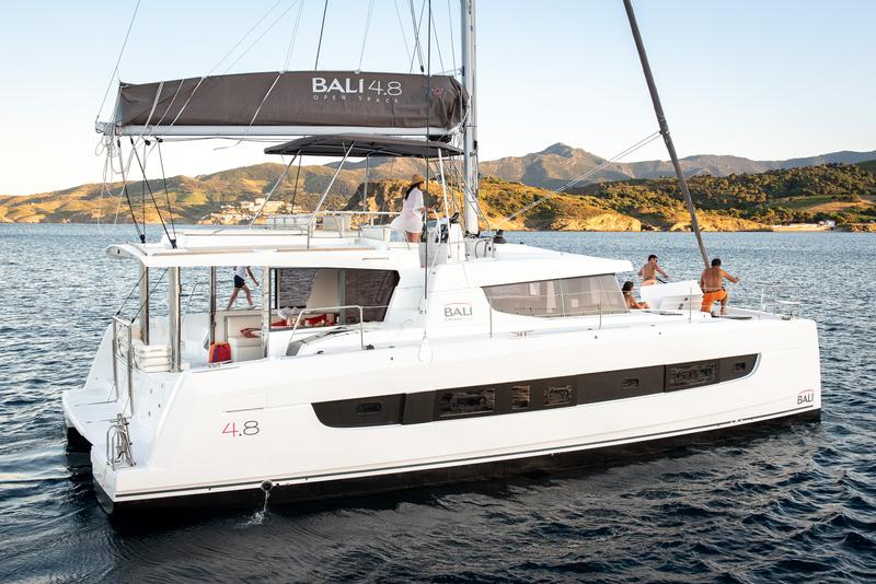 Book yachts online - catamaran - Bali 4.8 - Yemaya - rent