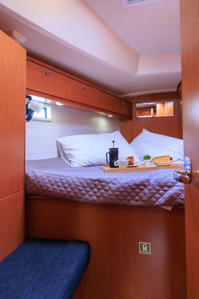 Book yachts online - sailboat - Bavaria 46 Cruiser - Kyveli - rent