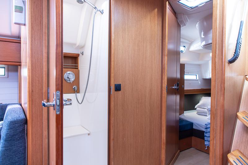 Book yachts online - sailboat - Bavaria 51 Cruiser - Philoctetes - rent