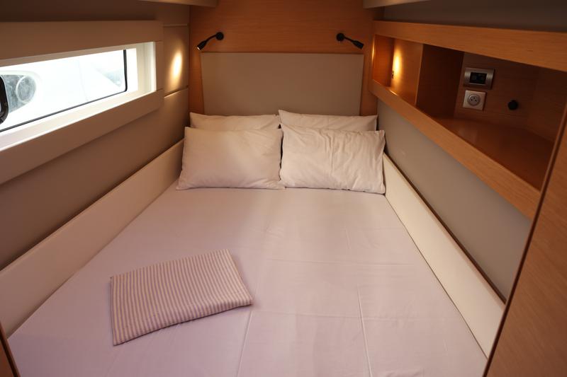 Book yachts online - catamaran - Nautitech 46 Fly - Aureliano - rent