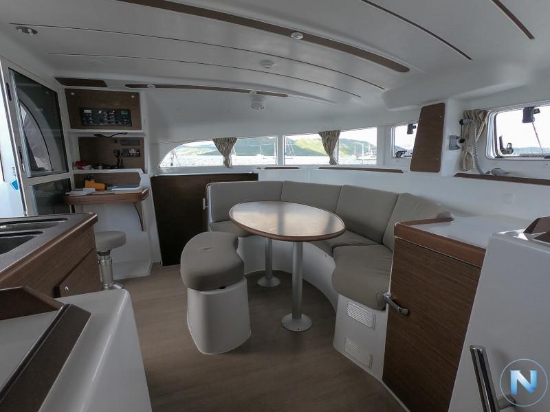 Book yachts online - catamaran - Lagoon 380 S2 - Astra - rent