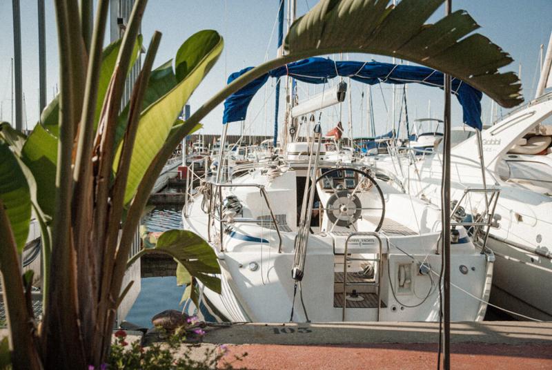 Book yachts online - sailboat - Bavaria 34 Cruiser - Hesperia III - rent