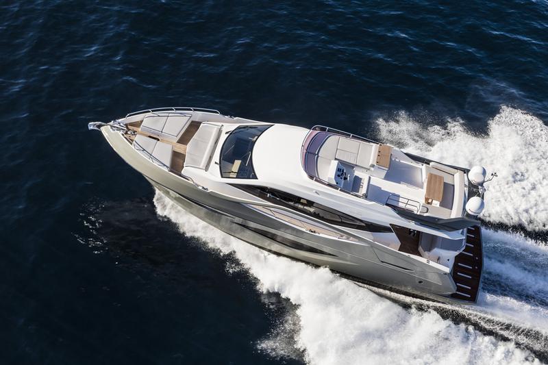 Book yachts online - motorboat - Numarine 62 - Journey - rent