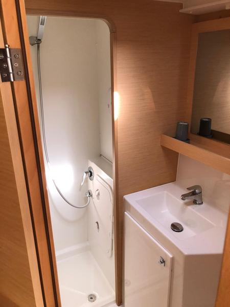 Book yachts online - catamaran - Lagoon 42 - MAGAN 1 WATER MAKER - PANNELS  - rent