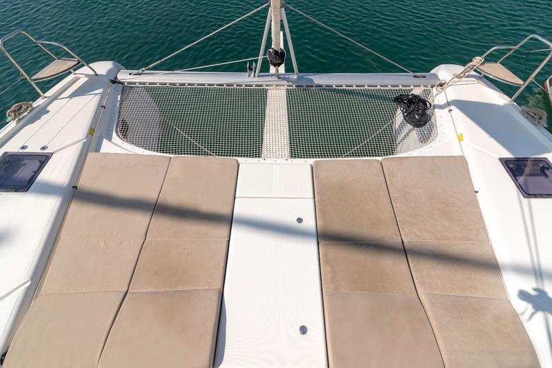 Book yachts online - catamaran - Dufour Catamaran 48 - DREAMLAND - rent