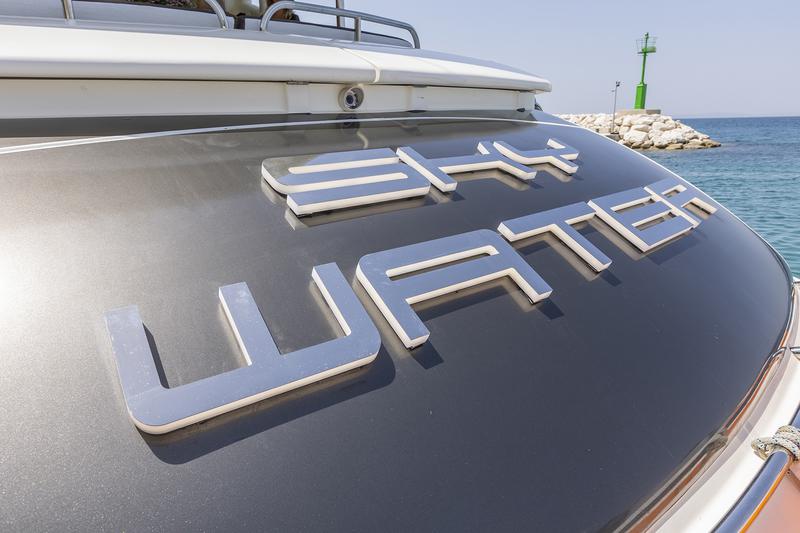 Book yachts online - motorboat - Sunseeker Manhattan 84 - SKYWATER - rent