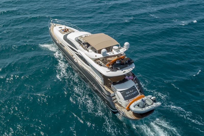 Book yachts online - motorboat - Sunseeker Manhattan 84 - SKYWATER - rent