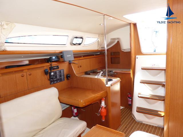 Book yachts online - sailboat - Sun Odyssey 32 - Zarif - rent