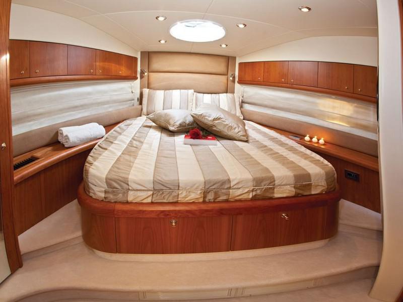 Book yachts online - motorboat - Sunseeker Manhattan 52 - NIMADO - rent