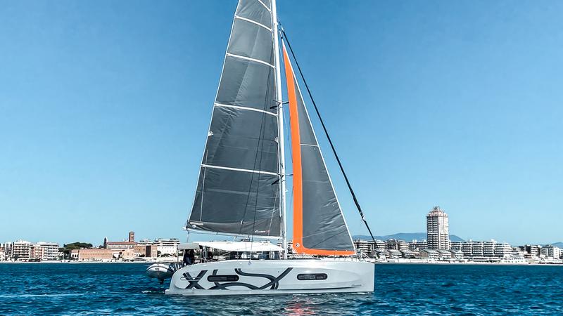 Book yachts online - catamaran - Excess 11 - Zèfiro - rent