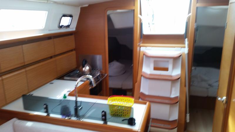 Book yachts online - sailboat - Sun Odyssey 379 - Orion - rent