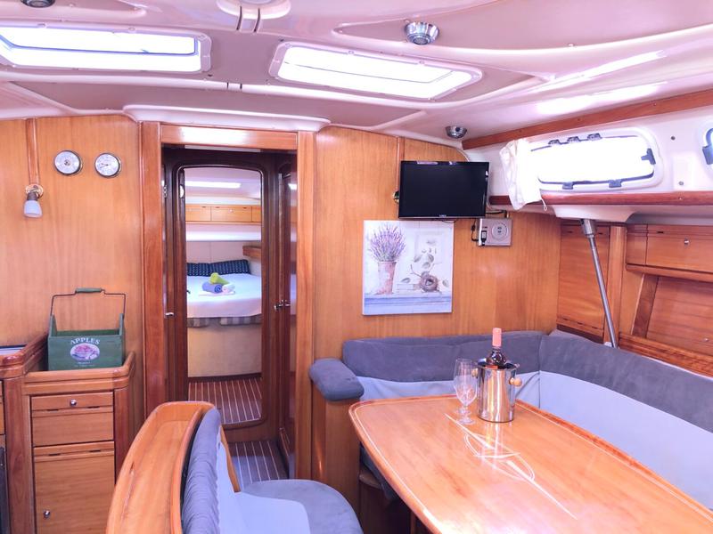 Book yachts online - sailboat - Bavaria 46 - Million - rent