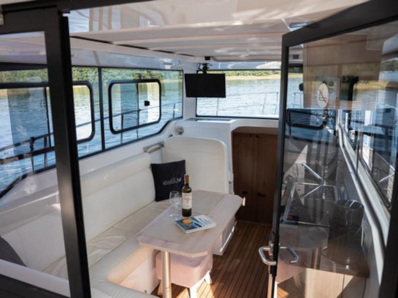 Book yachts online - motorboat - Nikhen Aquasun 34 - Aqua Sun - rent