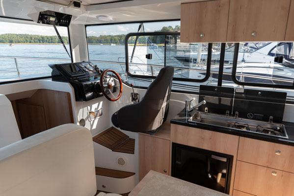 Book yachts online - motorboat - Nikhen Aquasun 34 - Aqua Sun - rent