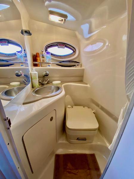 Book yachts online - motorboat - Sea Ray Sundancer 240 - Sea Ray Sundancer 240 - rent