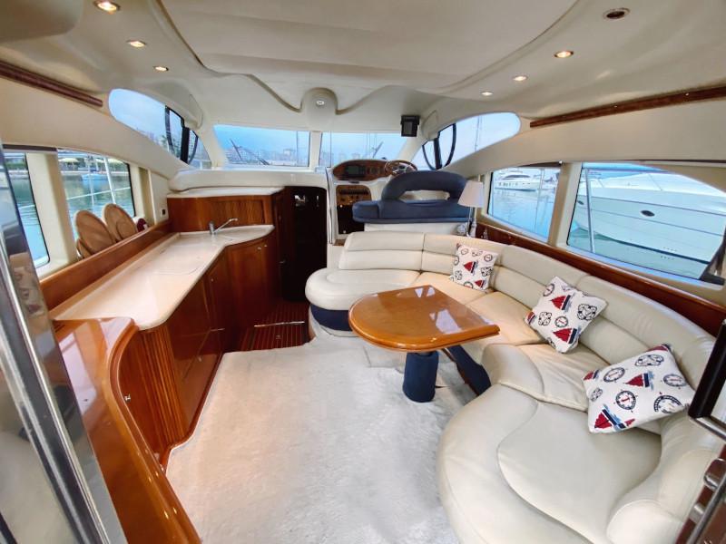 Book yachts online - motorboat - Azimut 42 E - Azimut 42 EL - rent