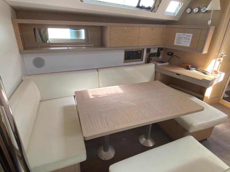 Book yachts online - sailboat - Oceanis 45 - Pà - rent