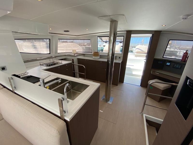 Book yachts online - catamaran - Bali 4.6 Nadir - NADIR - rent