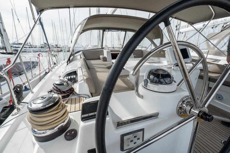 Book yachts online - sailboat - Jeanneau 54 - CELENA IV - rent