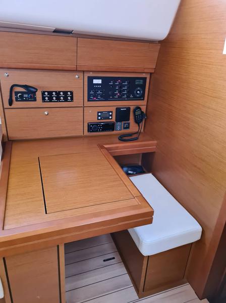 Book yachts online - sailboat - Jeanneau 54 - PANAYIOTIS K - rent