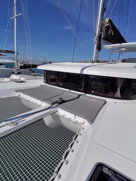 Book yachts online - catamaran - Lagoon 42 - Maresol (A/C - Generator) (Pax 12)  - rent
